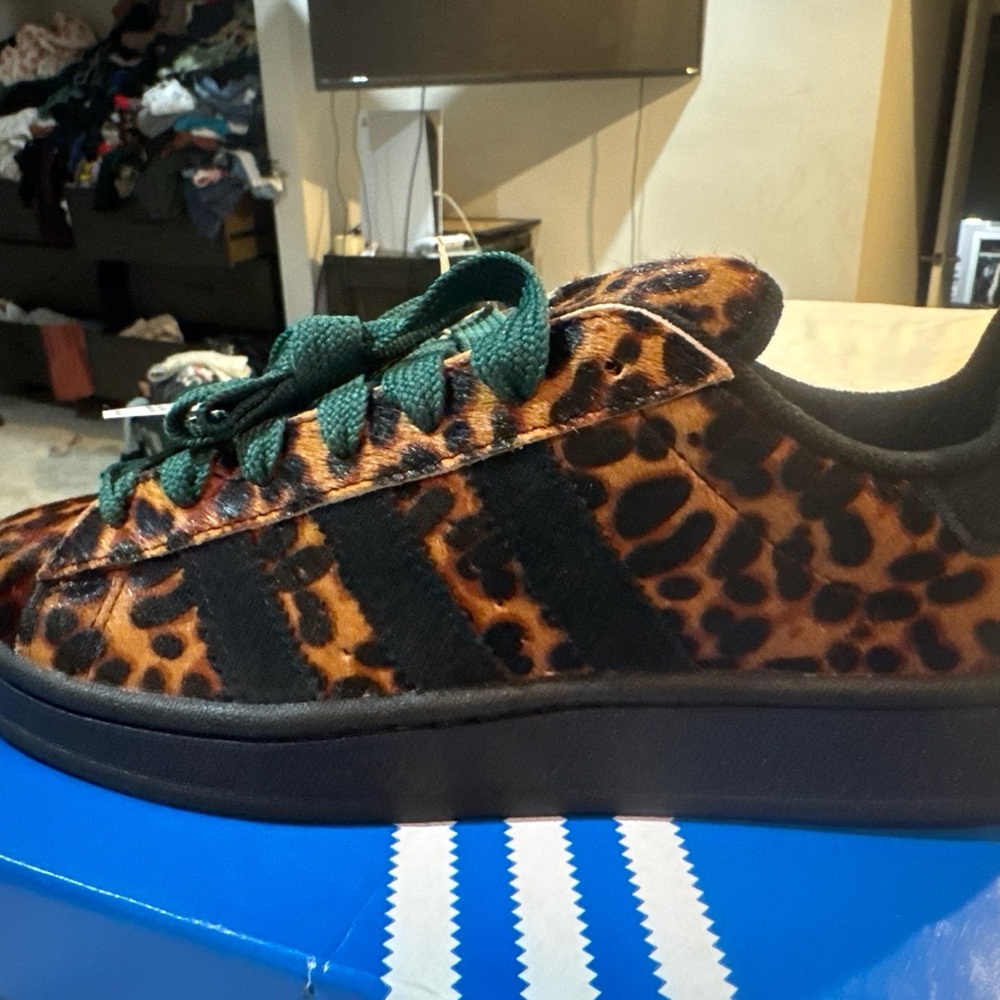 Brand new  Adidas Campus Originals Leopard Print Women’s Shoes size 9 1/2